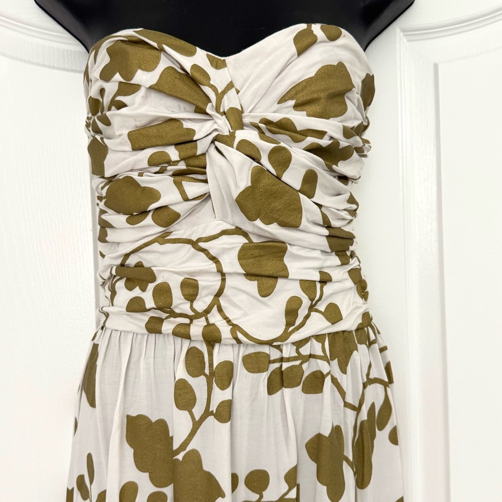 White Gold Floral Strapless Twist Bust Maxi Dress Size Large Flowy Elegant - Picture 2 of 9